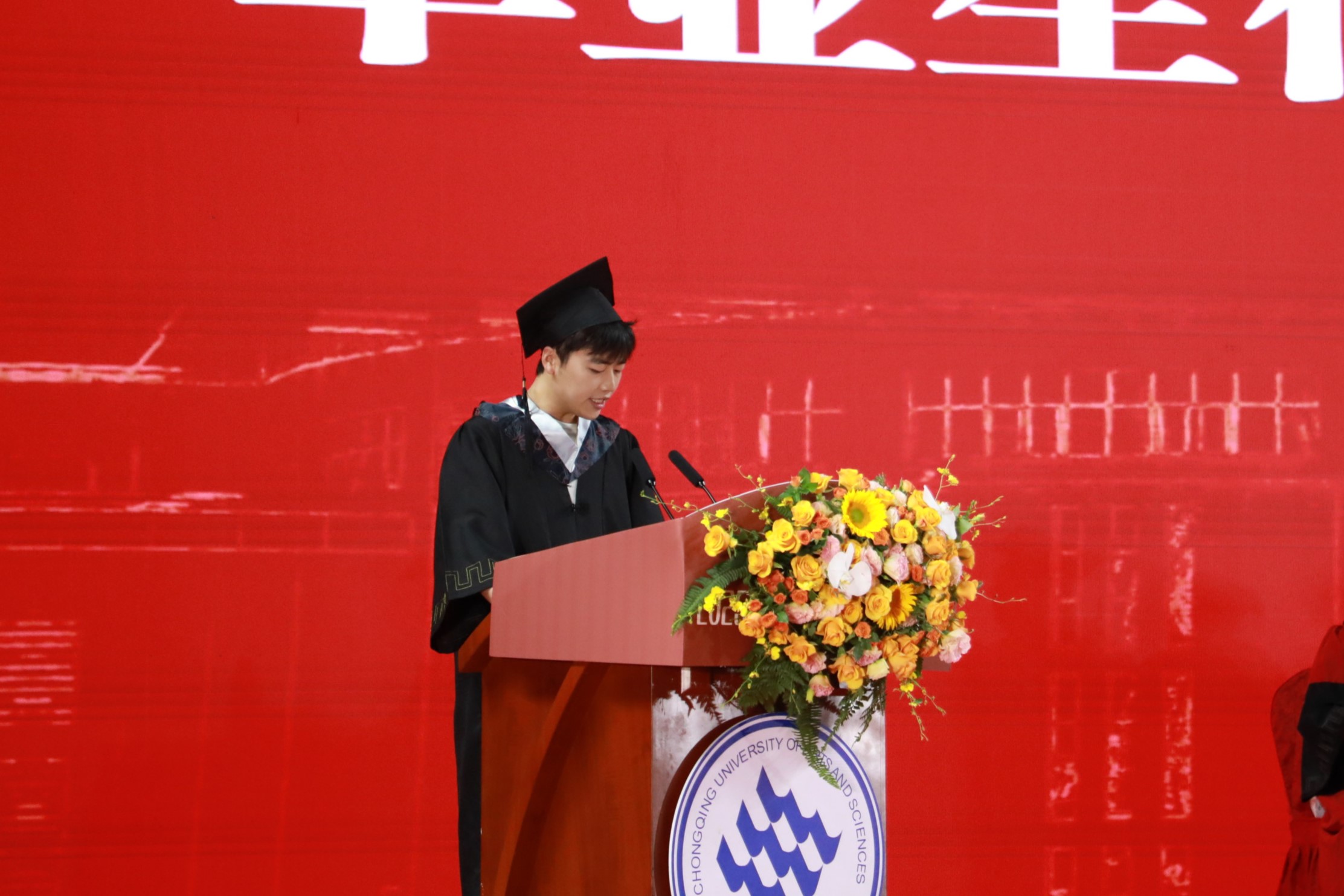 学生代表.jpg