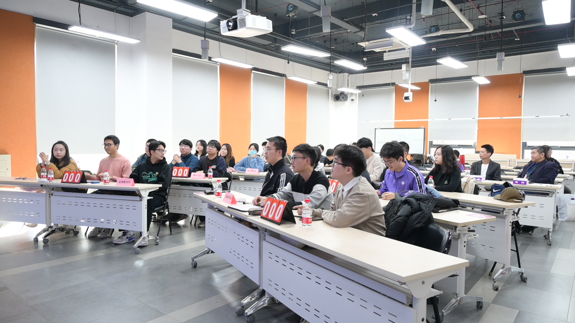 20231203-beat365中文官方网站第24届“文至吾工”大学生人文知识竞赛成功举办-肖舒琪-选手答题.jpg